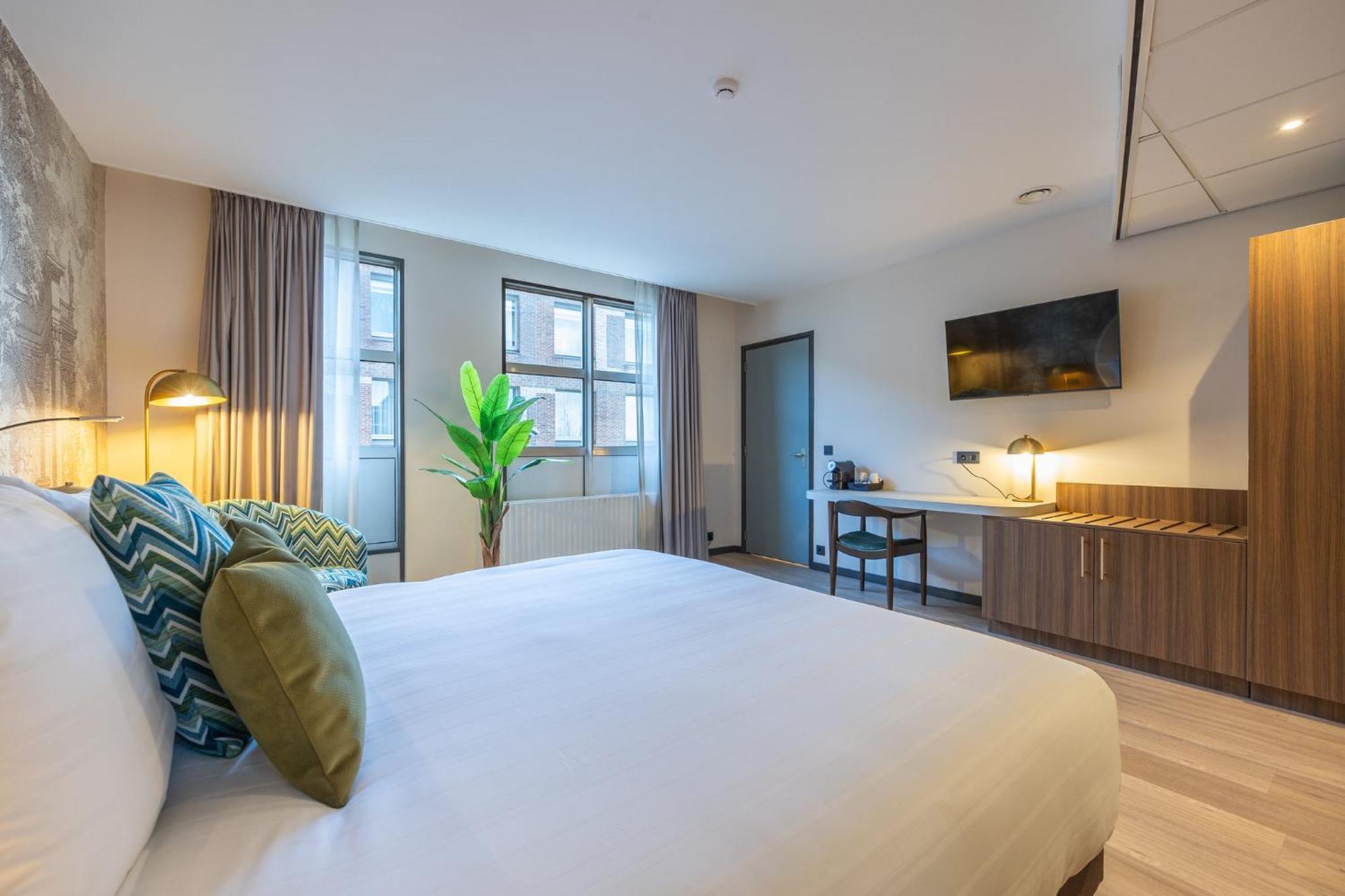 Leonardo Hotel Breda City Center Экстерьер фото