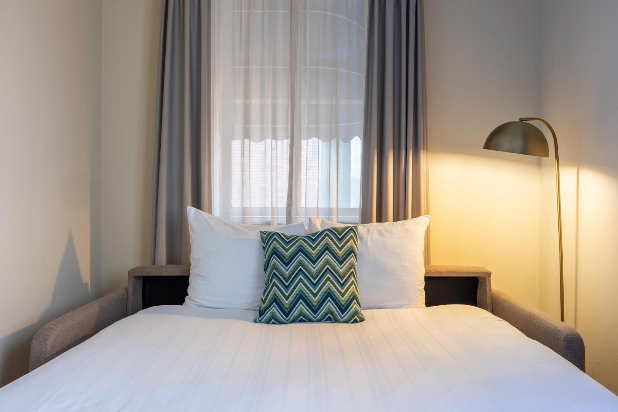 Leonardo Hotel Breda City Center Экстерьер фото